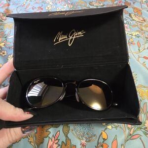 Maui Jim Black Sunglasses